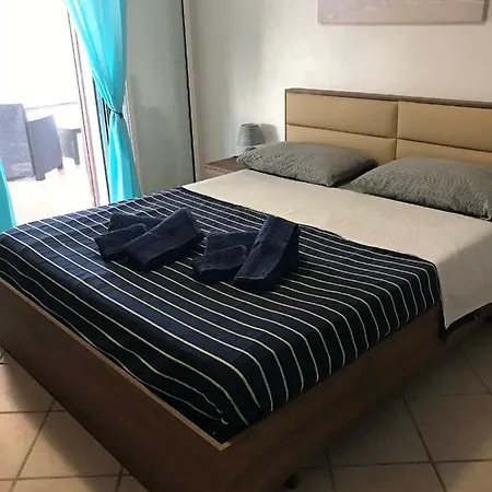 Capo Aranciotto Beach Hébergement de vacances *